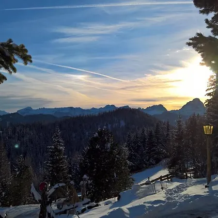 Alpine Gran Foda' Hotel